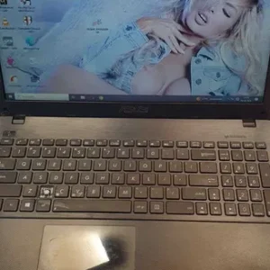 Laptop Asus R 513 C --- Komis Madej Gorlice ---