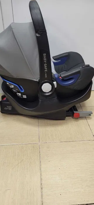 Fotelik samochodowy, Britax Romer Baby Safe 2 ISOFIX. KOMIS MADEJ - obrazek 4