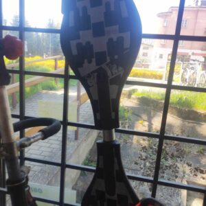 Waveboard czarny Komis Krosno Betleja