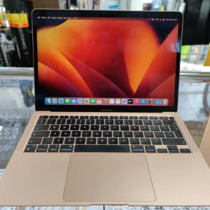 Laptop Apple MacBook Air M1 2020 13,3" Retina 8GB/256GB bateria 96% komis Madej Tarnów