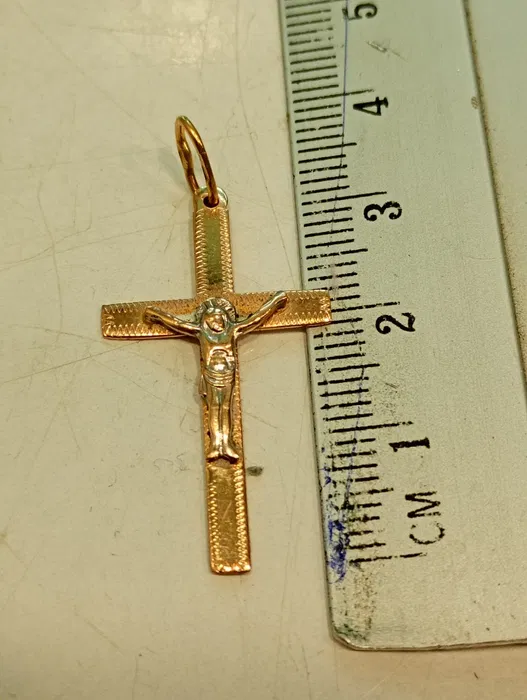 Wisiorek Krzyżyk 585 / 1,47g Komis Madej sc.