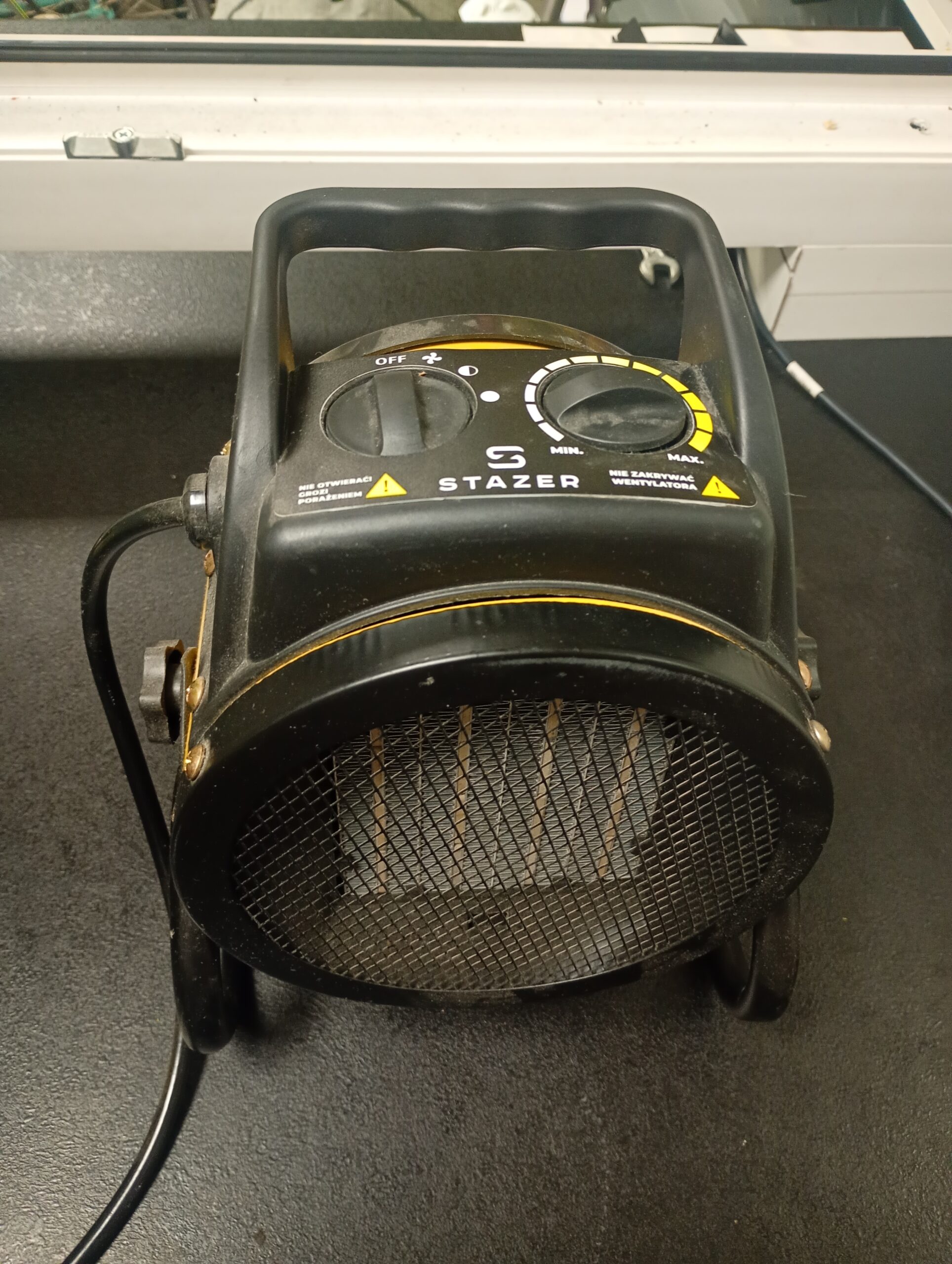 Nagrzewnica elektryczna 2kW STAZER -Komis MADEJ Dębica