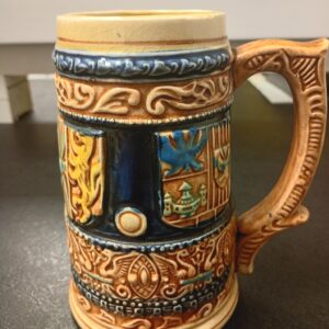 Ceramiczny kufel do piwa w stylu średniowiecznego herbu made in JAPAN -Komis MADEJ Dębica
