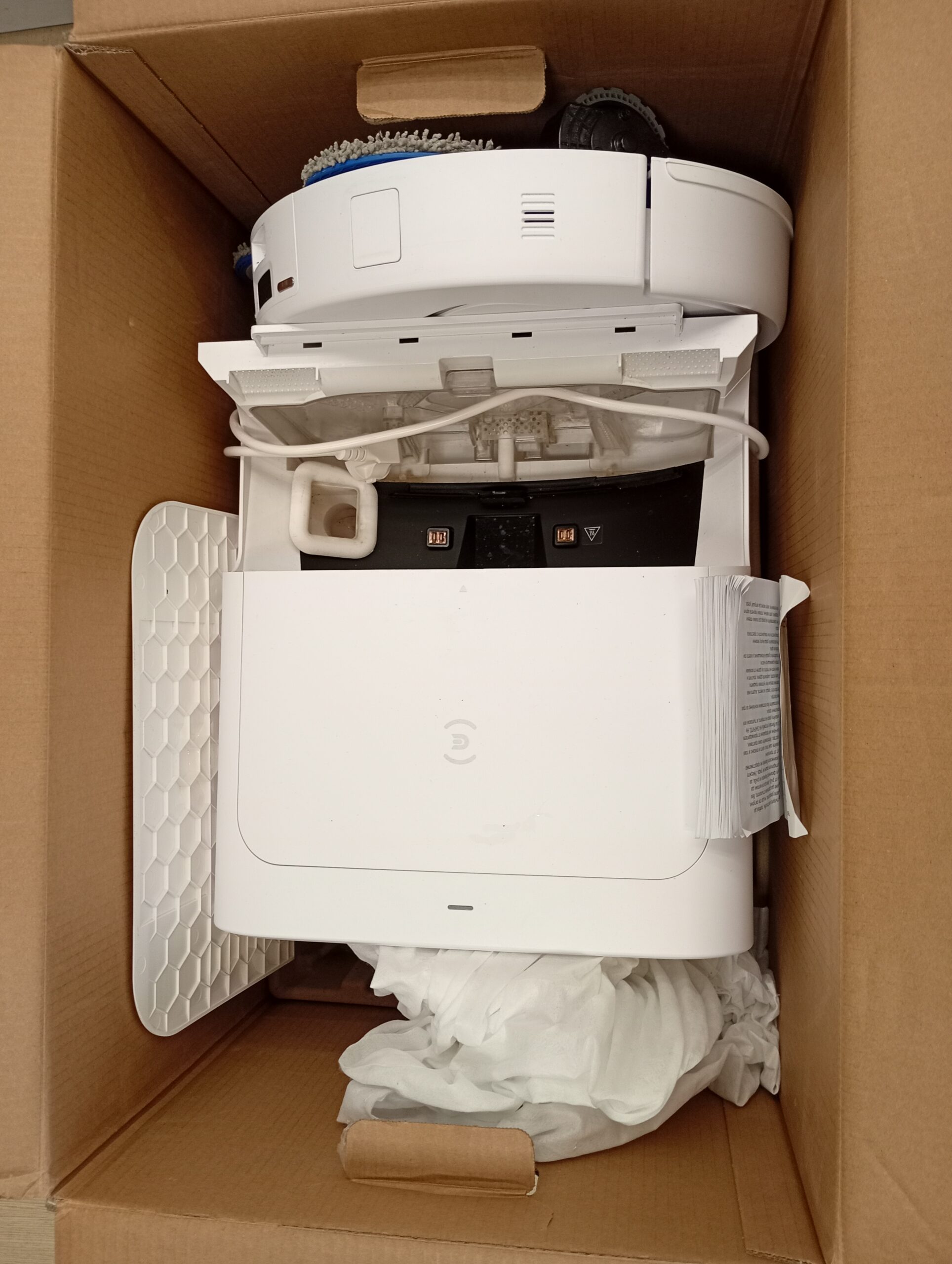 Robot Sprzątający DEEBOT OMNI PRO N30-Komis MADEJ Dębica - obrazek 2