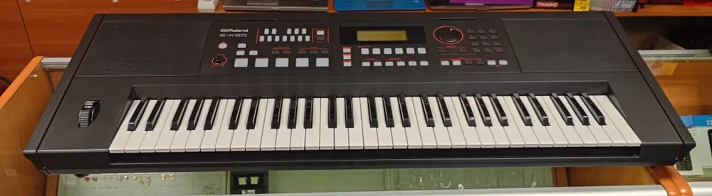 Keyboard Roland E-X50, gwarancja, Komis Krosno Betleja - obrazek 2